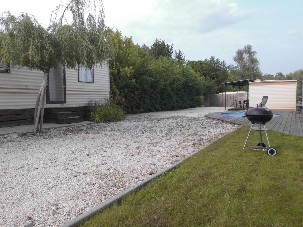 Kenge Apartmanok Balatonszárszó Exterior foto